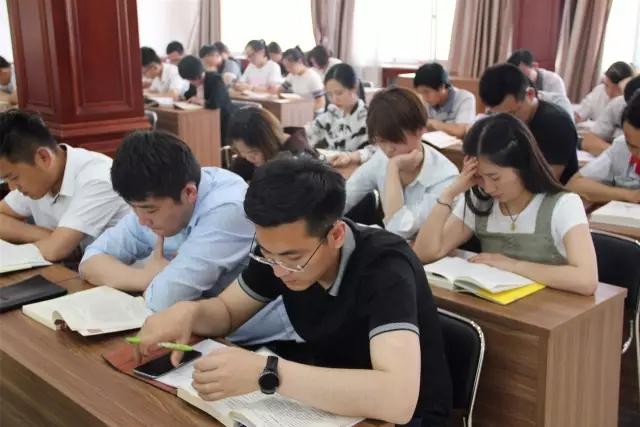 深度解读高会论文发表要求，优选期刊杂志推荐助你成功发表