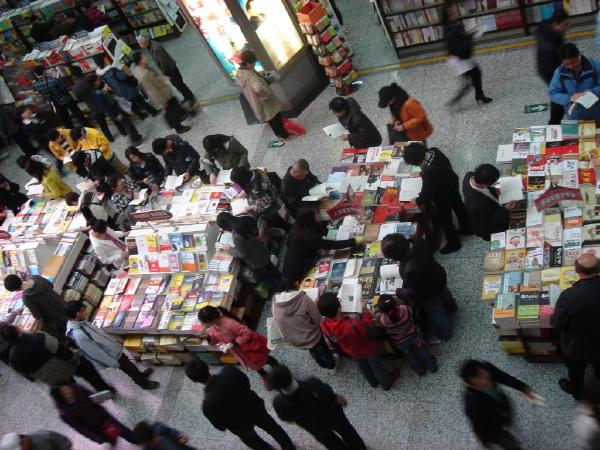 论文公文类与企业软文类必读：慰问信写作技