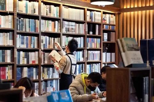 医学领域权威指南：省级期刊杂志目录全览与医学发表论文精选