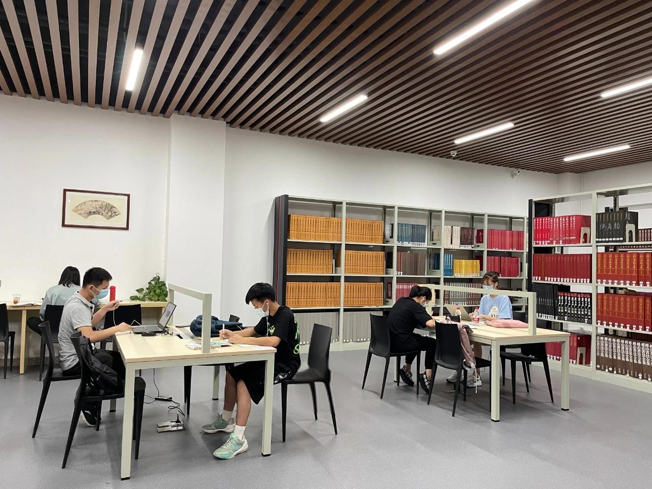 期刊杂志论文投稿发表：重复率合格线揭秘与高效降重技巧