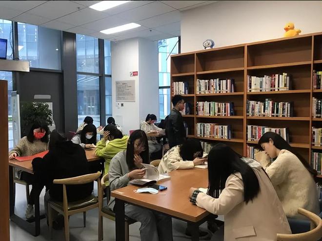 跨越海峡的学术对话：大陆与台湾期刊杂志投稿论文发表要求解析