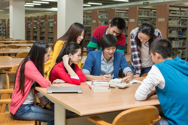 语言学教育教学辅导文摘《大学英语》期刊：投稿发表论文栏目要求
