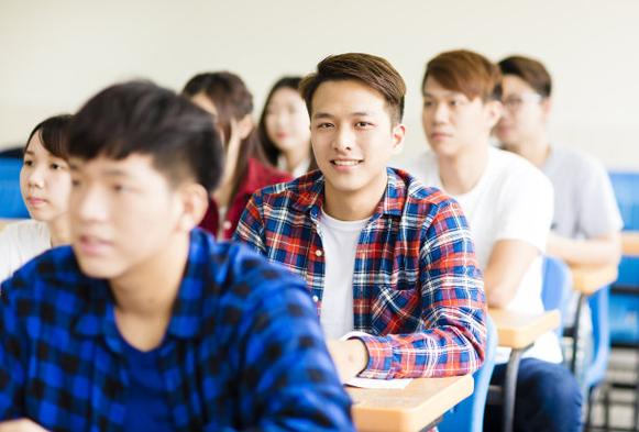 初高中数理化生物地理教学教育《中学科技》