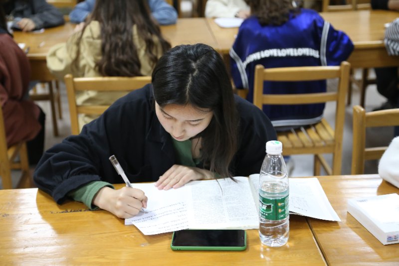 职称评审助力：图书馆管理学术著作专著出书署名出版办理攻略