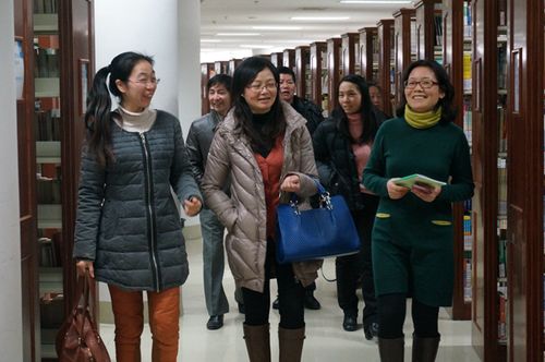 副主编/主编合著出书出版指南：教师评职称著作专著出书挂名署名