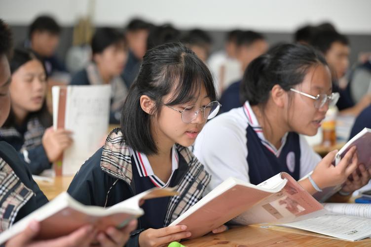 评中高级职称必看！国家级、省级期刊杂志上投稿发表论文费用影响因素深度剖析