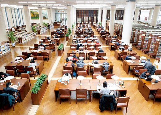 职称评审知识点：教师评职称投稿发表论文考虑关键因素分析