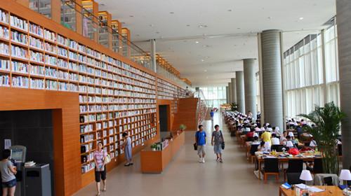 【教师专著、教材出书攻略】著作出书能否助力职称晋升？个人自费出版费用详解