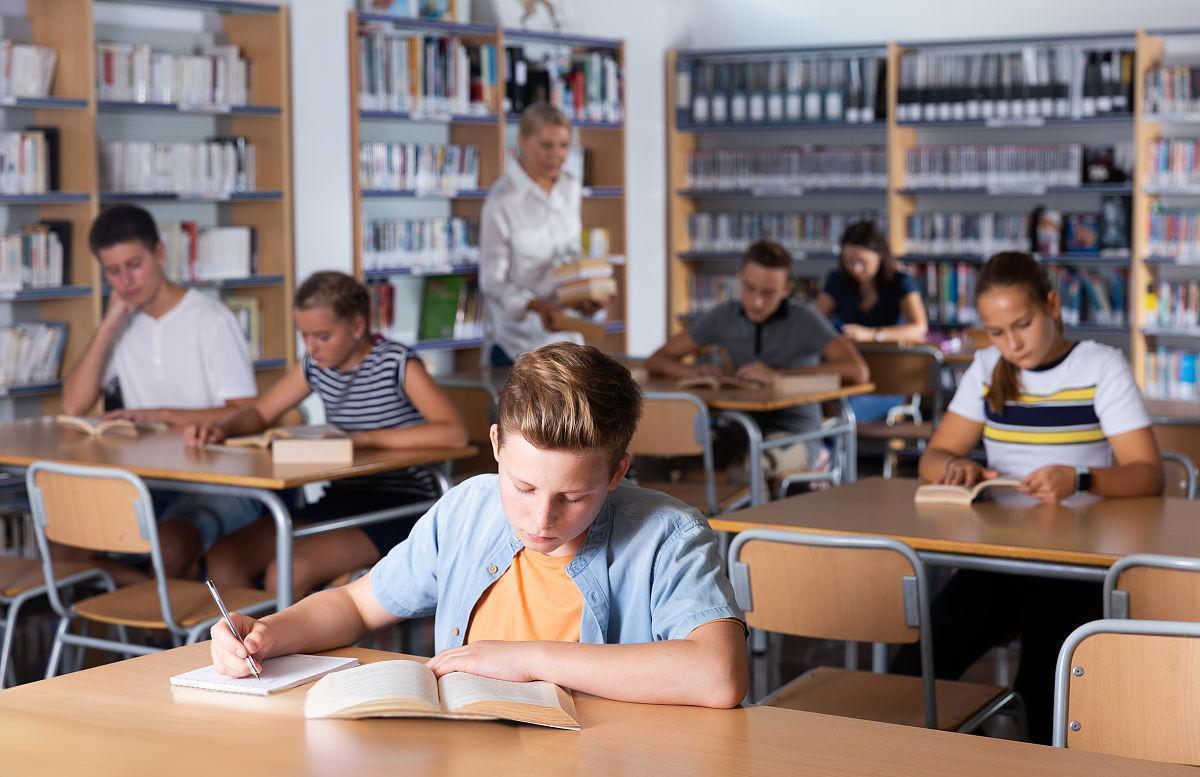 【医学专业学术著作专著出版流程】：详解医护评中高级职称所需教材如何办理